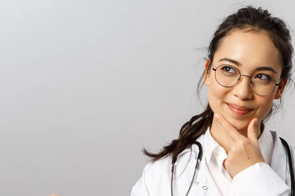 Phòng xét nghiệm cạnh khu khám — sau